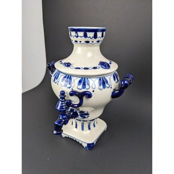 Blue and white Porcelain Urn, Gzhel porcelain Russian Urn - Picture 2 of 7
